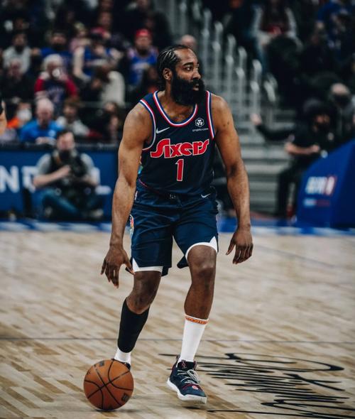 潮湿牌面需 潮湿牌面需