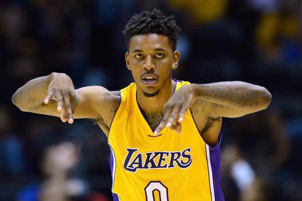 以队长团为 以队长团为